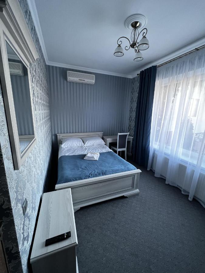 Zolotoy Fazan Hotel Mykolaiv Exterior foto
